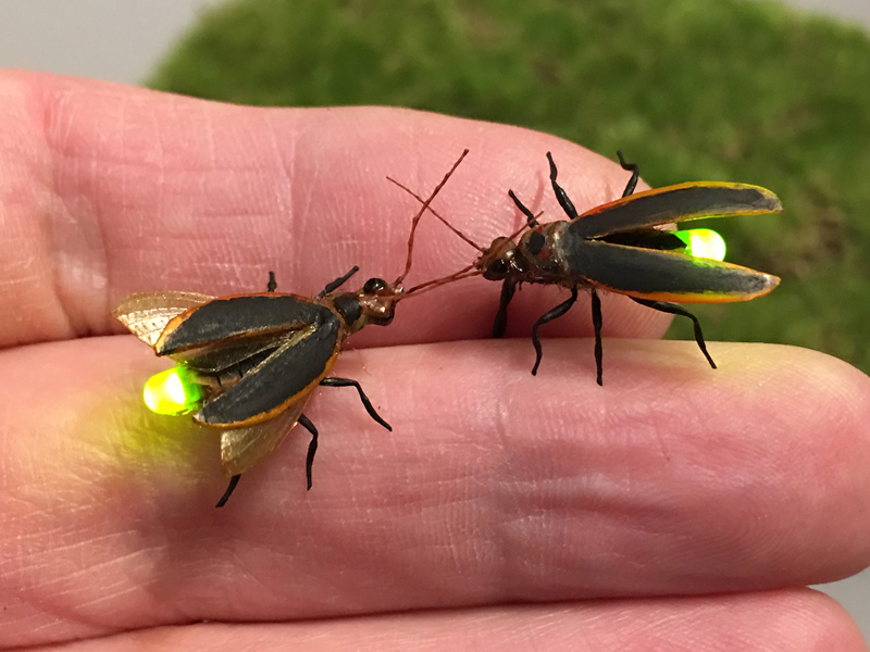 LED Illuminated realistic Fireflies lightning bug props